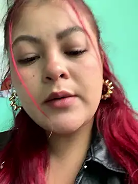 lia_moon77 live sex cam