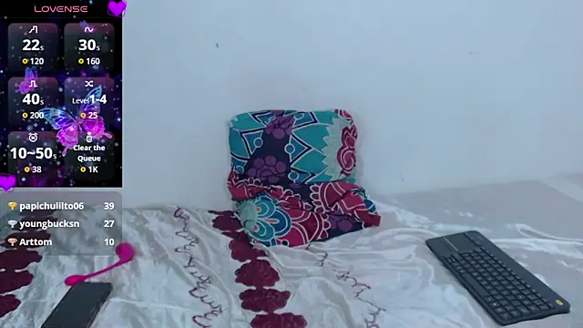 Nikki__uwu's cam snapshot