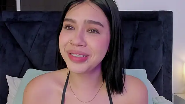 Lily_Woodz's cam snapshot