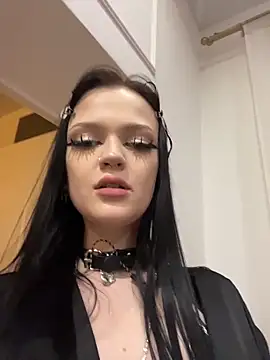 PorcelainAnora live sex cam