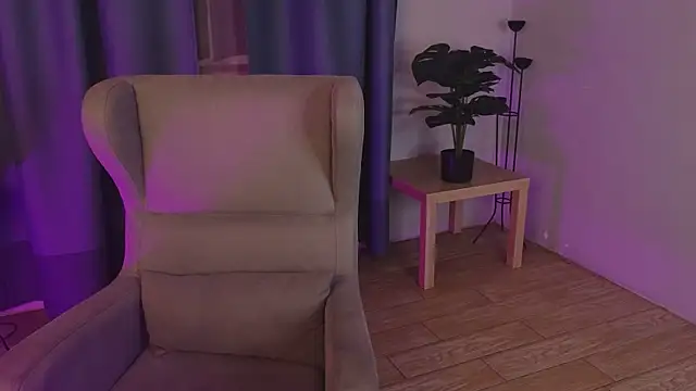 too_sexxxy's cam snapshot