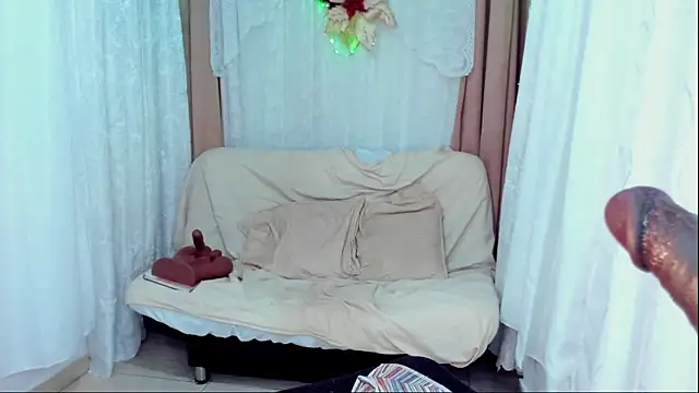 Ana_off_alana's cam snapshot