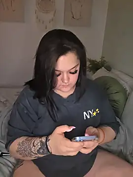 Saucy-Serenity's cam snapshot