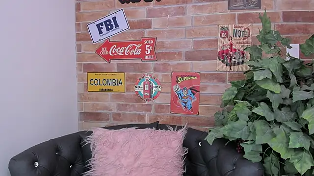 miss___taylor's cam snapshot