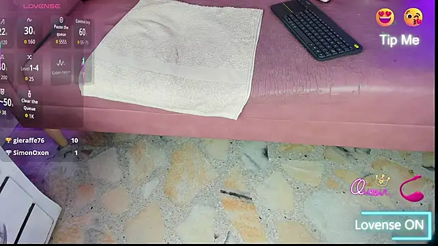 KikaDuque's cam snapshot