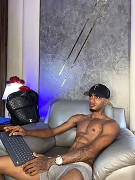 AaronCruz_ live sex cam