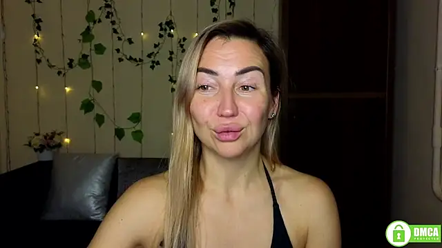 Kiss_julli88I's cam snapshot