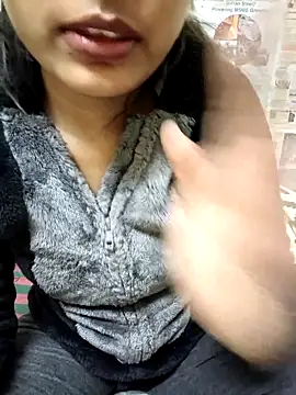 Nupur_69's cam snapshot