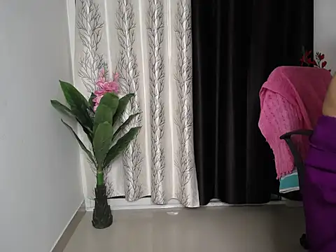 Baby_naughtyy's cam snapshot