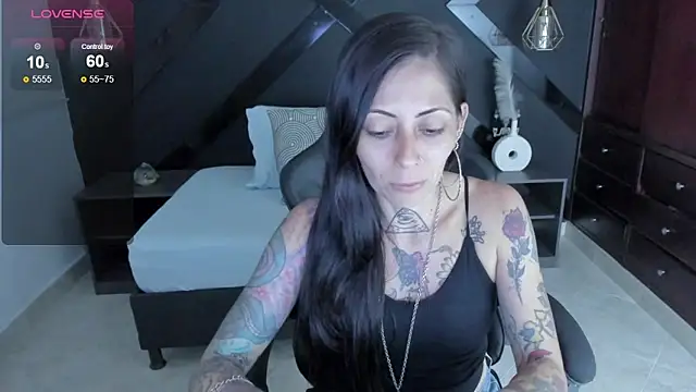 dark_gotica's cam snapshot