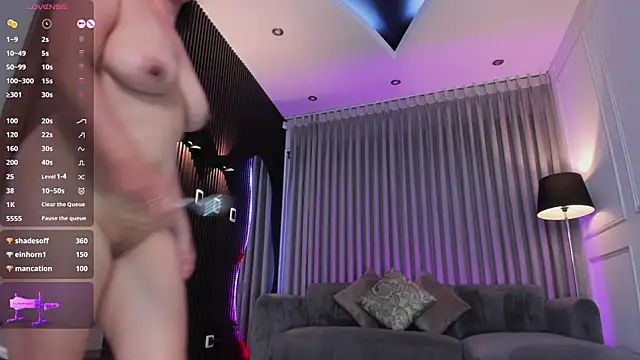 Anna_parkker_'s cam snapshot