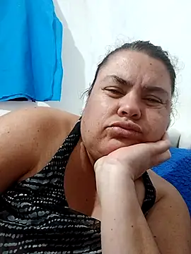 yaneth_'s cam snapshot