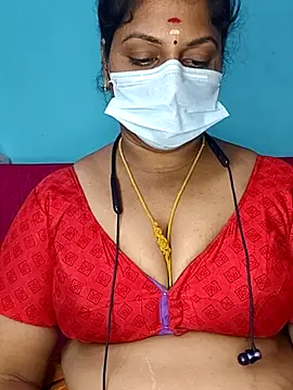 deepikasree143's cam snapshot