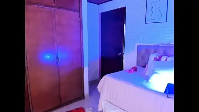 Kitty_Pam's cam snapshot