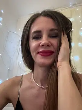 LucieMack's cam snapshot