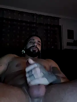 1Richrichard1's cam snapshot