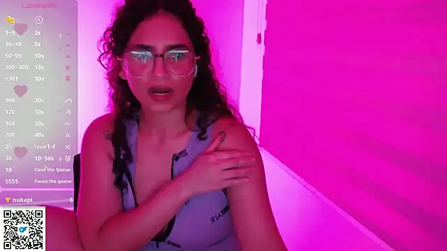 cinnamon_rosa's cam snapshot