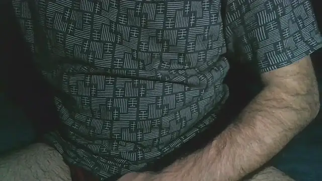 Uomo7744's cam snapshot