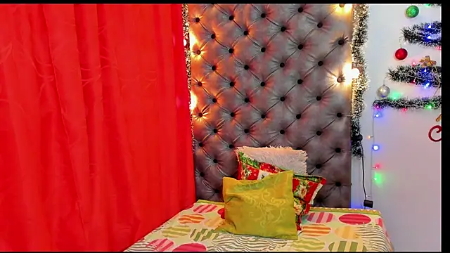 Luna021_1's cam snapshot