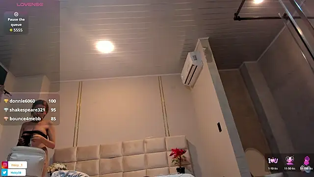 Heicy--01's cam snapshot