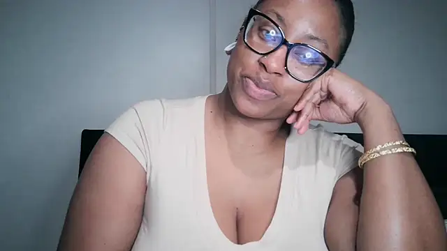 Nyxie_Chaos's cam snapshot