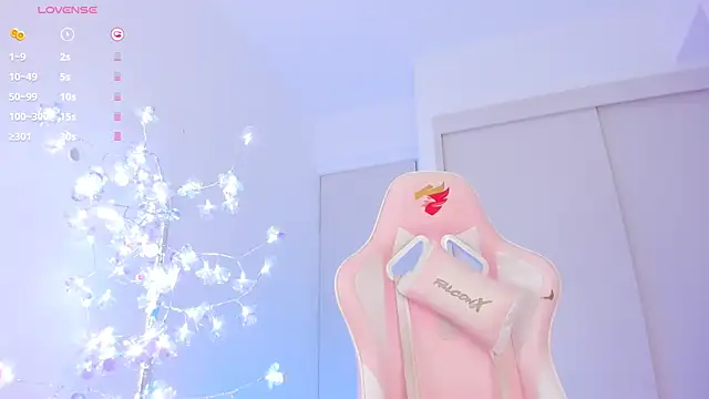 mia_yourmommy live sex cam