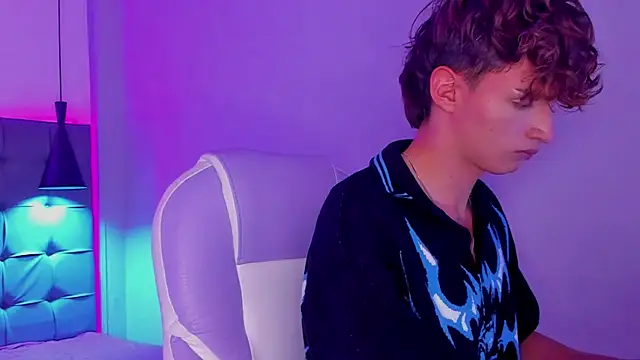 NicolasFerrer18 live sex cam