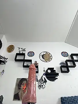 jamilaross's cam snapshot