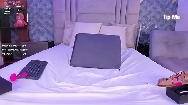 NiiaMoore's cam snapshot