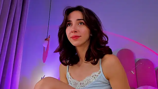 ElsaYoung live sex cam