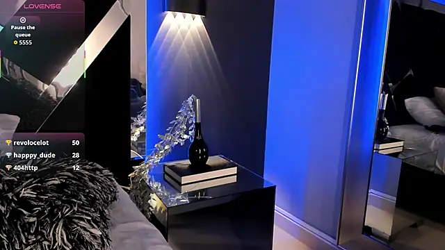 Susa1userma_'s cam snapshot