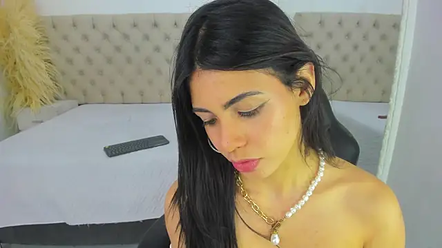 ZarinaWynne's cam snapshot