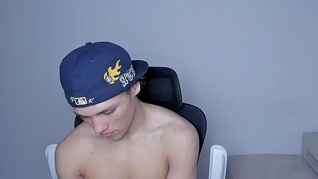 laurent_nova live sex cam