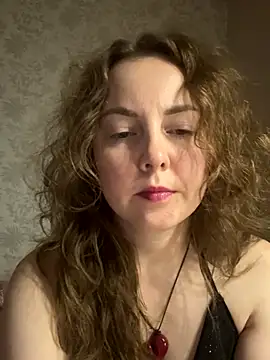 Elineaa's cam snapshot