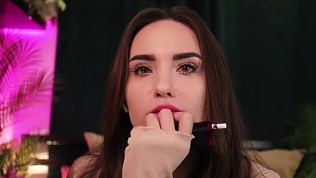 BabyYoda-'s cam snapshot