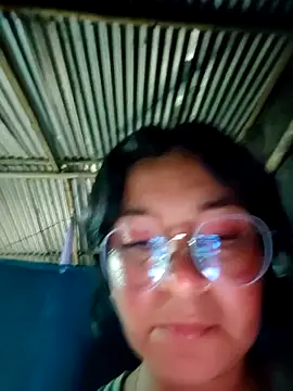 Lily-o's cam snapshot