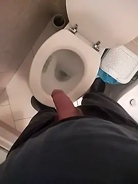 ptrz990's cam snapshot