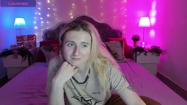 CamillaDreamer's cam snapshot