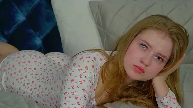 SelinSwarovski's cam snapshot