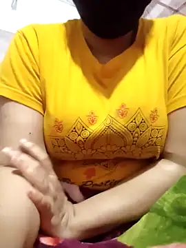 Romantic_couple89's cam snapshot