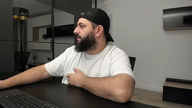 DravenPeak live sex cam