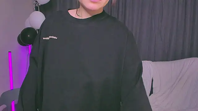 Eva_Doo live sex cam