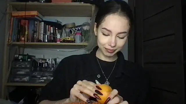 Yuna5343 live sex cam