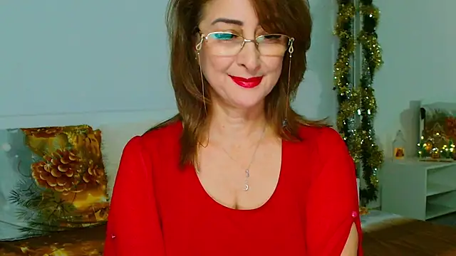 Tyana40 live sex cam