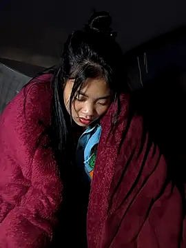 Lynly_k2 live sex cam