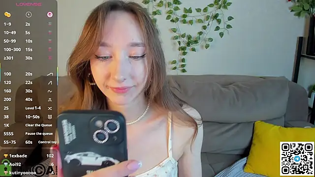 Miche1le_Allenne live sex cam