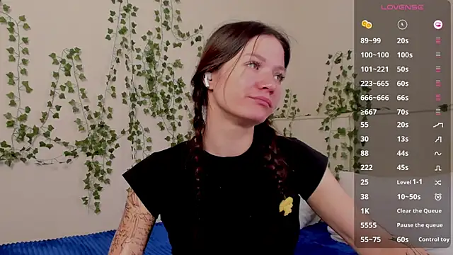 ChillGato live sex cam