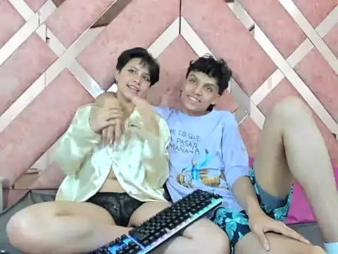 Yui_And_rin_ live sex cam