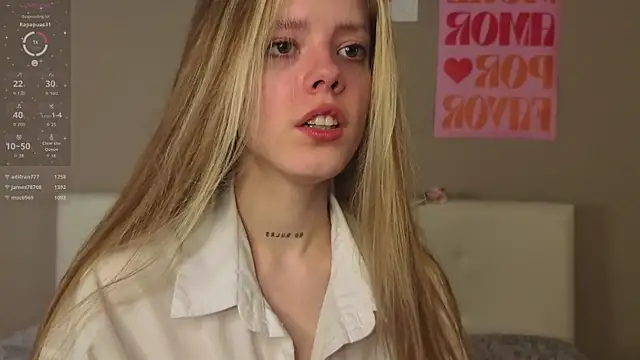 TiffinyMergist live sex cam