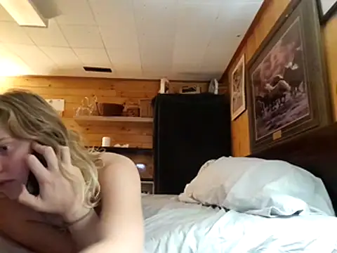 Ryan_and_Aurora live sex cam